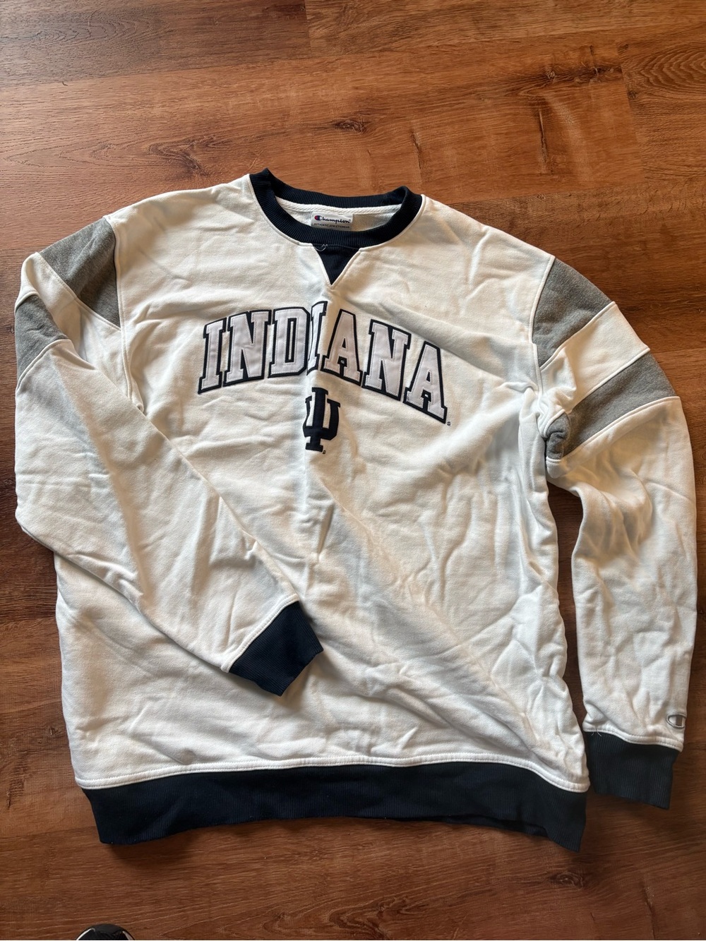 Vintage Indiana Crewneck Sweatshirt - White & Gray